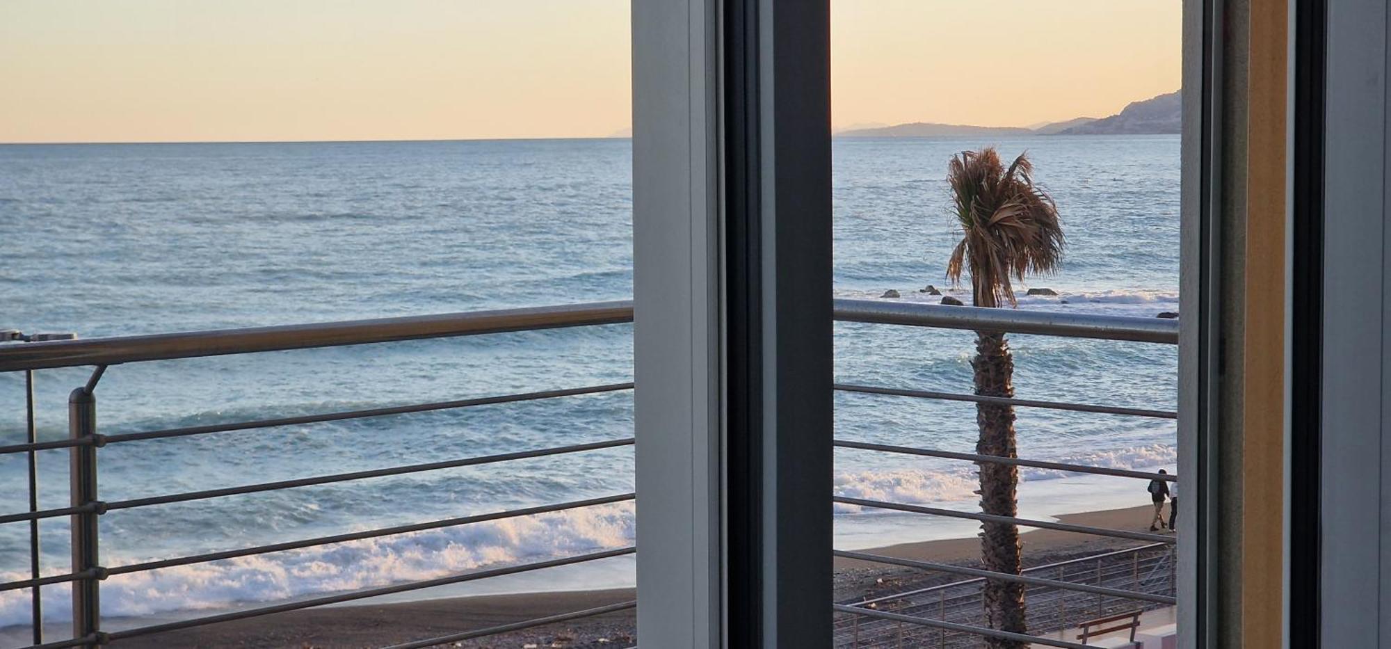 Mare Blu Apartment Ventimiglia Luaran gambar